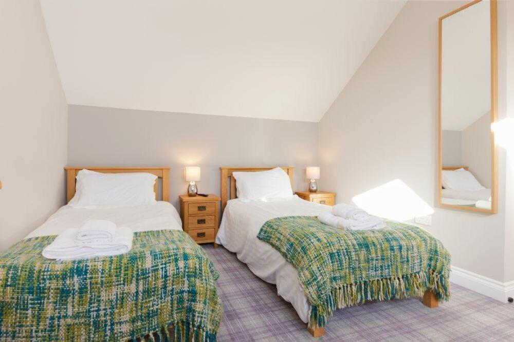 Roe Deer Villa Lucker ภายนอก รูปภาพ
